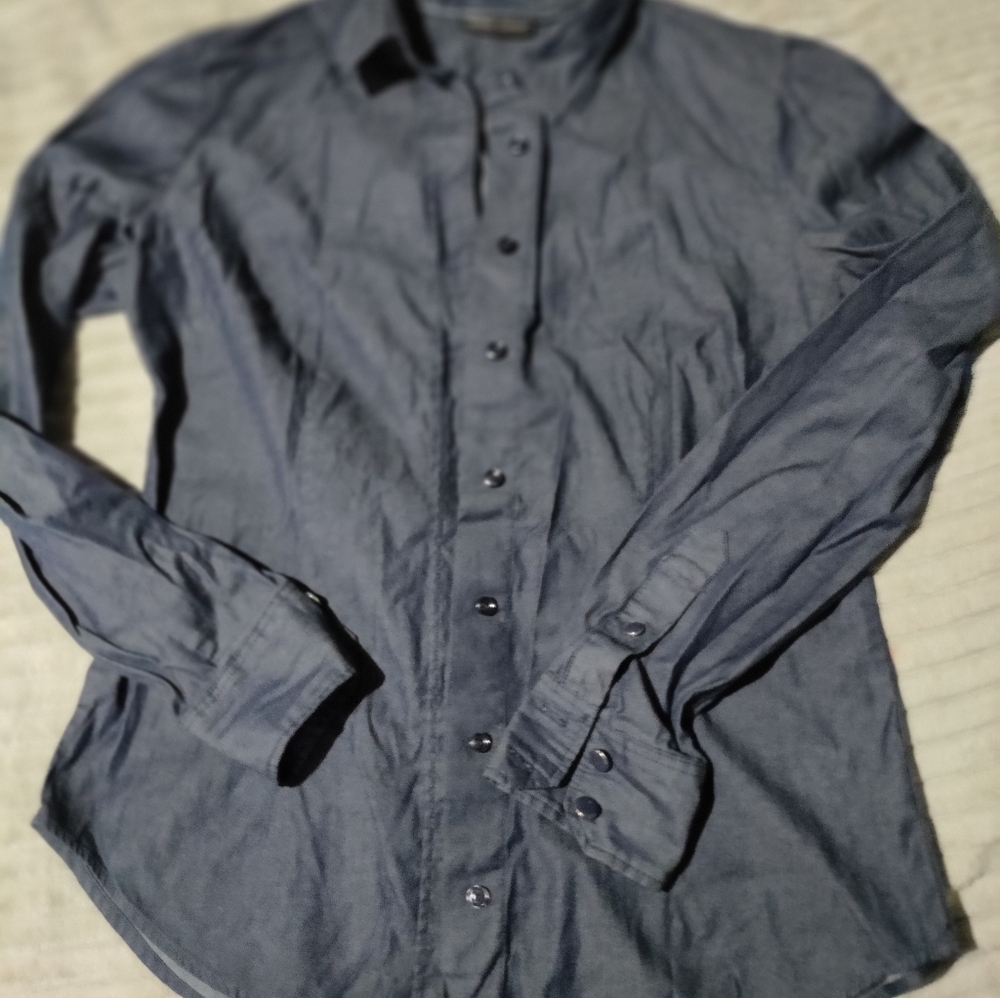 New York & Co Grey button up long sleeve blouse size S - Picture 2 of 8